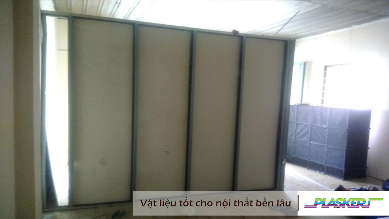 thi công vách ngăn nhựa và trần nhựa pvc cho gia đình