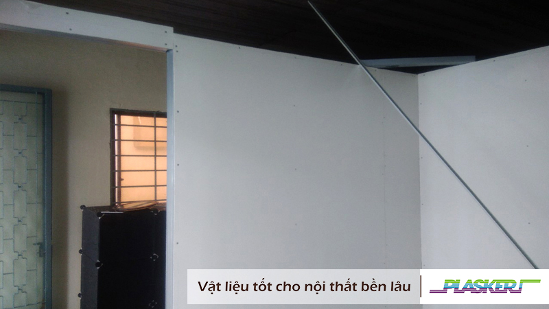 thi công vách ngăn nhựa và trần nhựa pvc cho gia đình