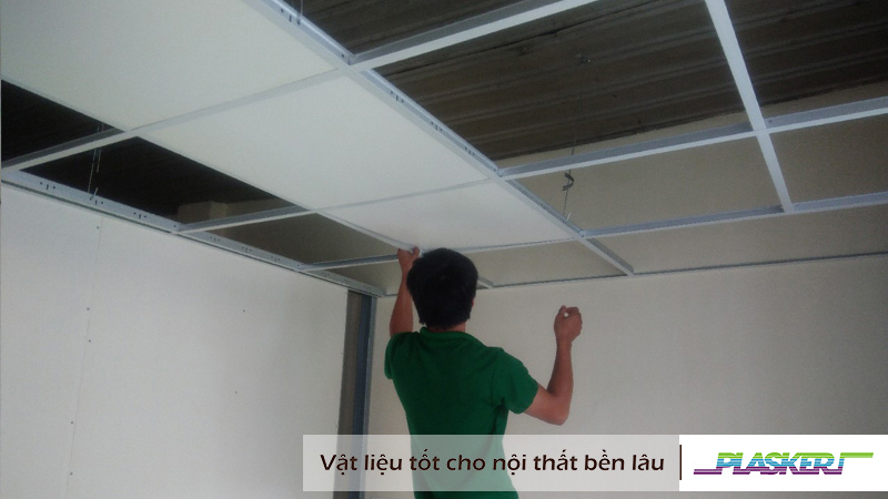 thi công vách ngăn nhựa và trần nhựa pvc cho gia đình