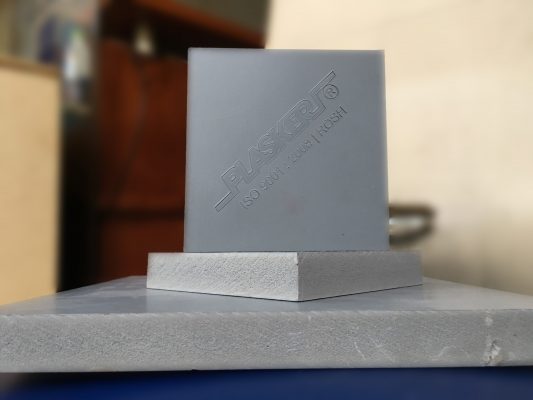 Tấm nhựa pvc plasker E8