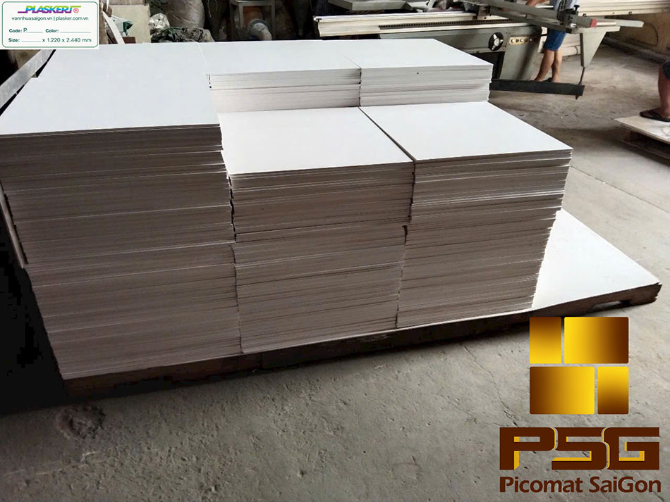 Tấm nhựa cứng chịu lực 